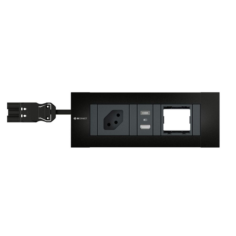 INTRO2.0 Steckdoseneinheit schwarz 1x Typ 13 1x USB-A/C 1x Leer