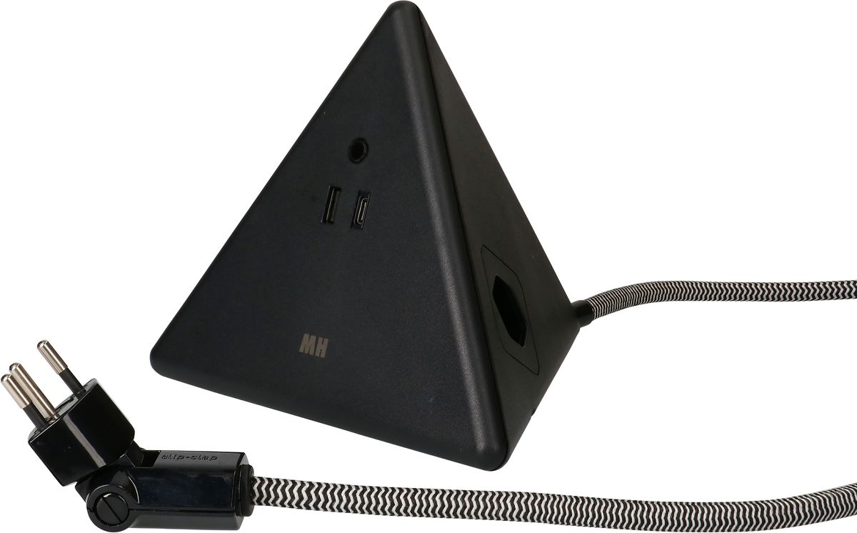 Multiple socket Pyramide 2x type 13 / USB A+C black