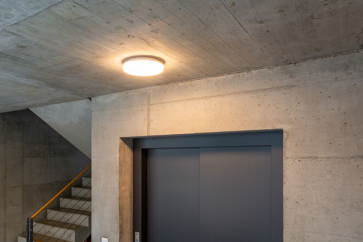 LED Decken- Wandleuchte FLAT HF weiss 3000K 1900lm