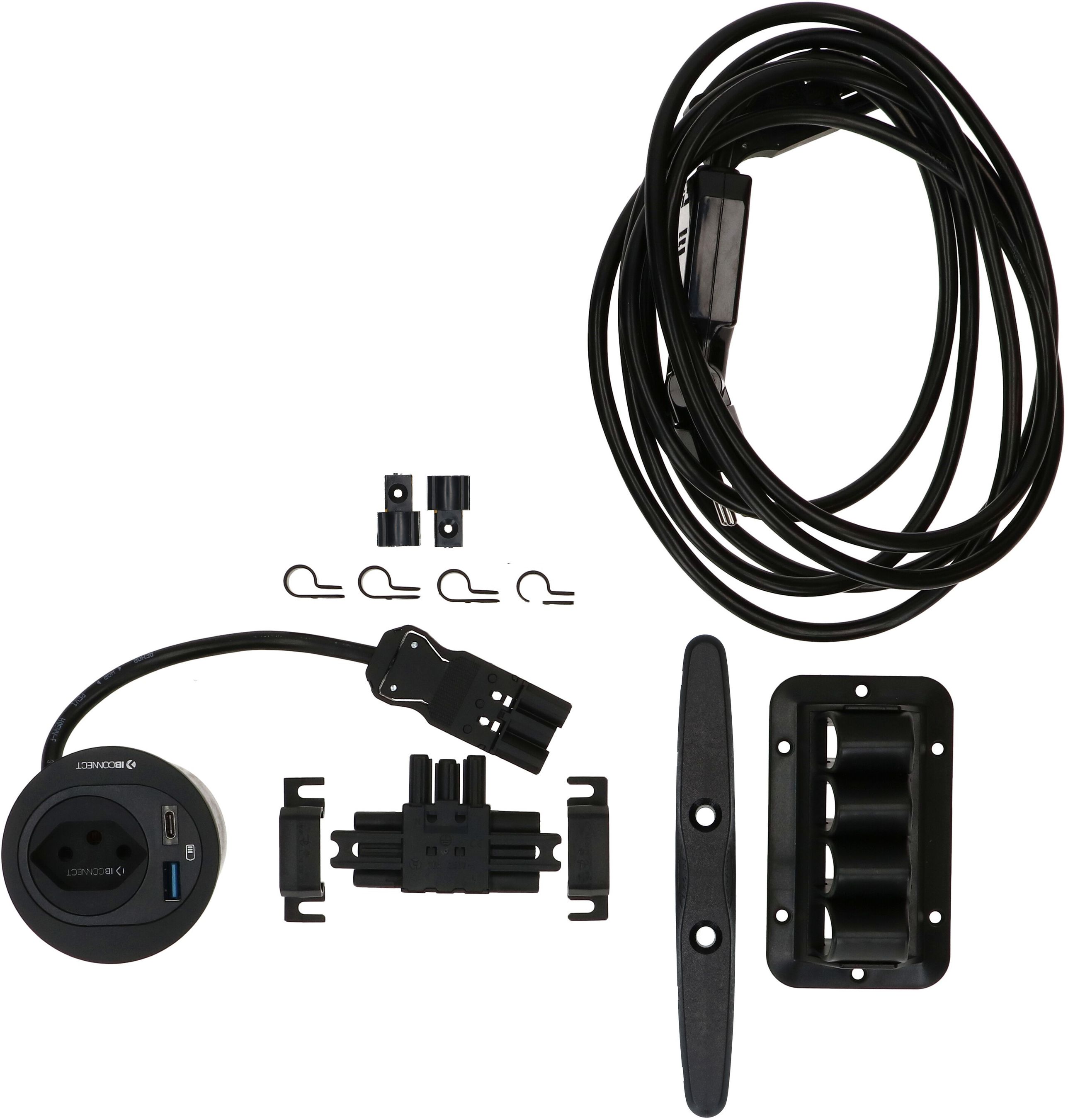 Single set di raccordi ATOM presa multipla nero tipo 13 USB-A/C