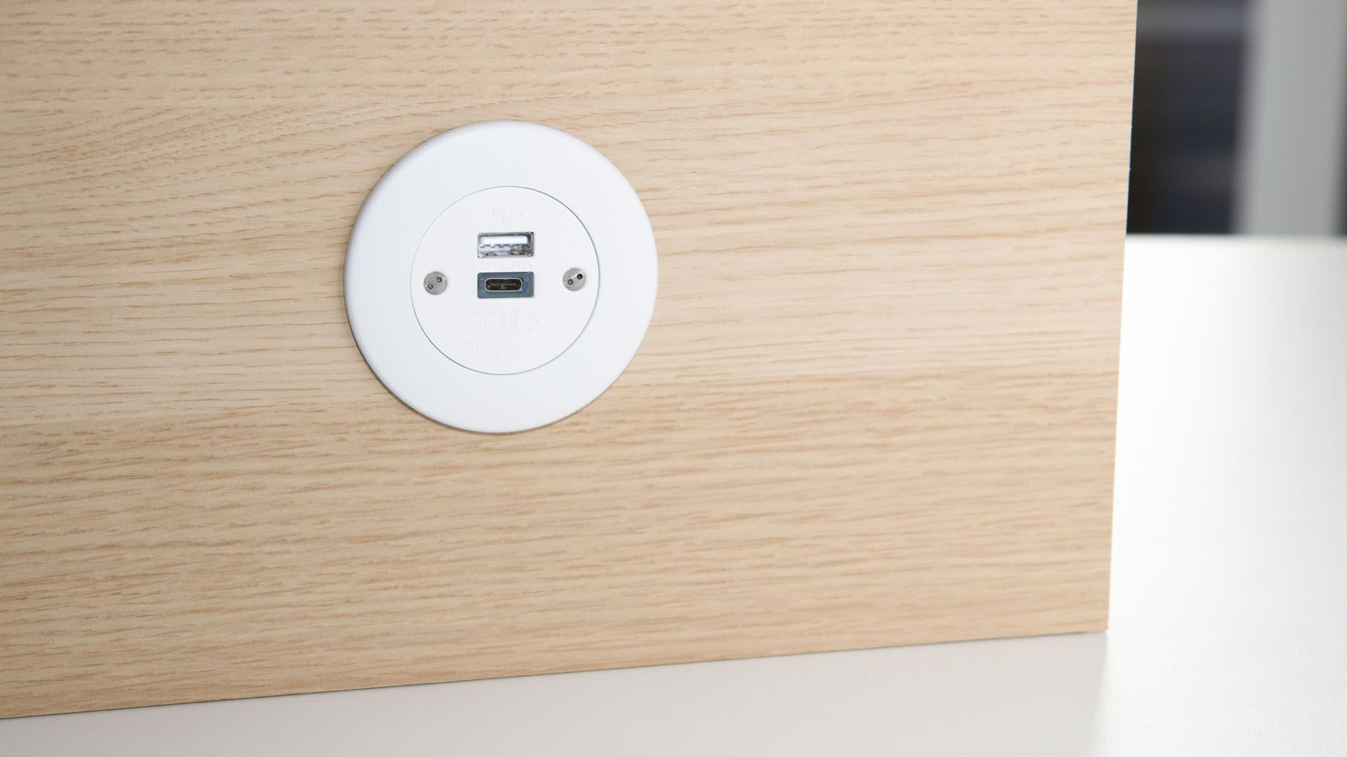 LIBERTY Steckdoseneinheit Pip mit USB-A/C 12/60W weiss