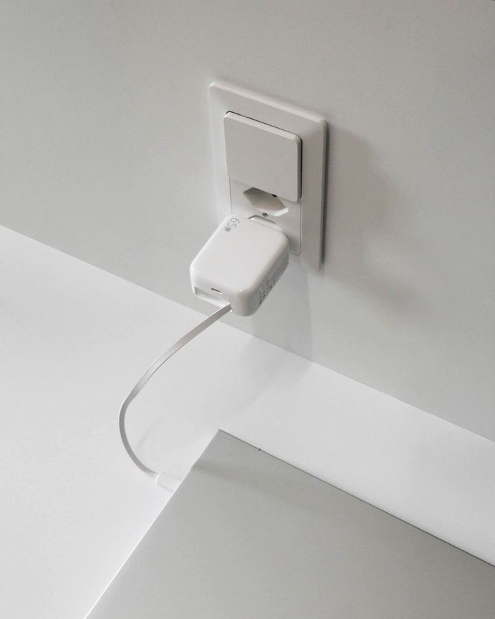 USB Schnellladeadapter GaN 1x USB-C Kabel 1x USB-C PD/QC 65W ws