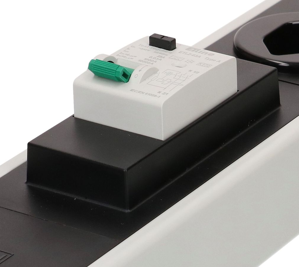 Steckdosenleiste Power Line 5x Typ 13 gr/sw FI 30mA / 10A 1.5m